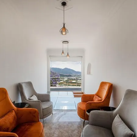 Villarge-hayallerin Oetesinde Bir Tatil Deneyimi-huzurlu Rahat Ve Manzarali Villa Fethiye
